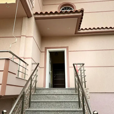 Nadi Penthouse With Sea View Lägenhet Vlorë
