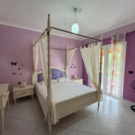 Nadi Penthouse With Sea View Lägenhet Vlorë